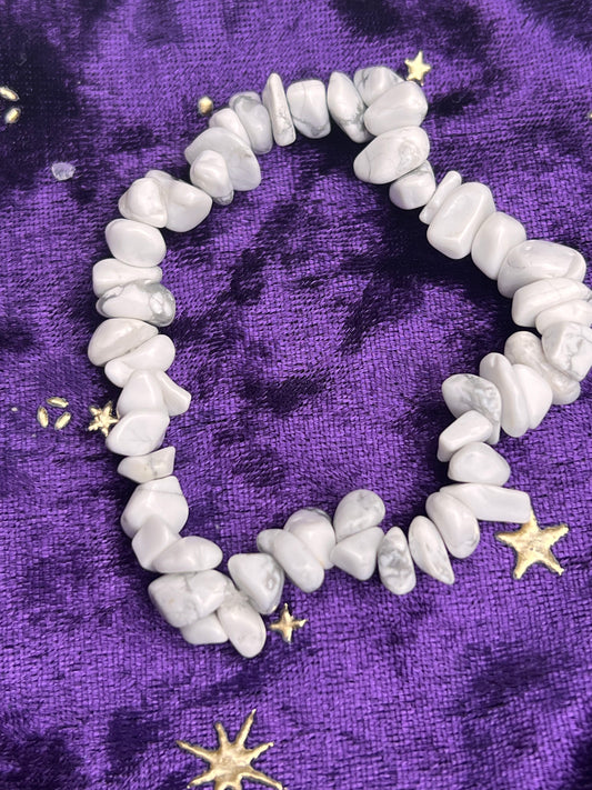 Howlite Chip Bracelet